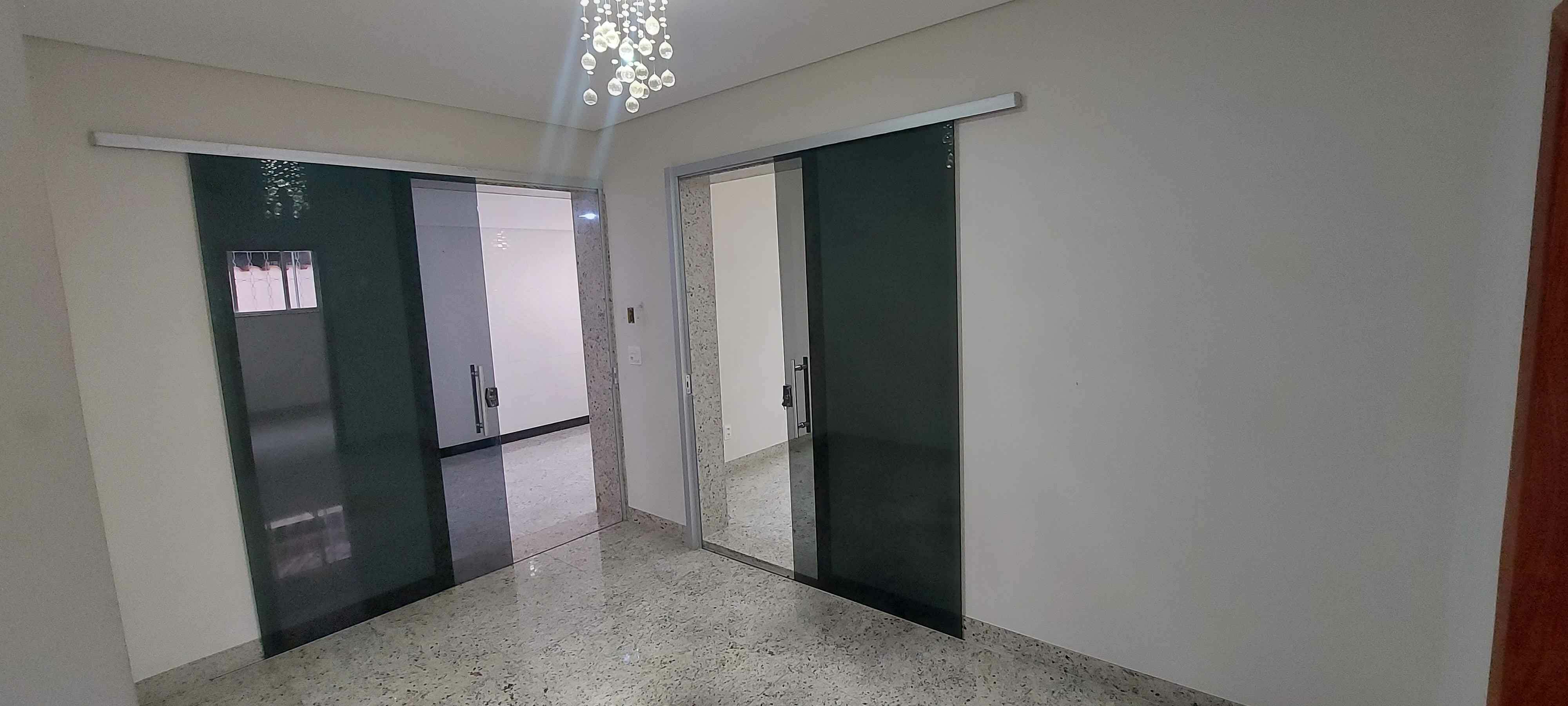 Casa à venda com 6 quartos, 250m² - Foto 6