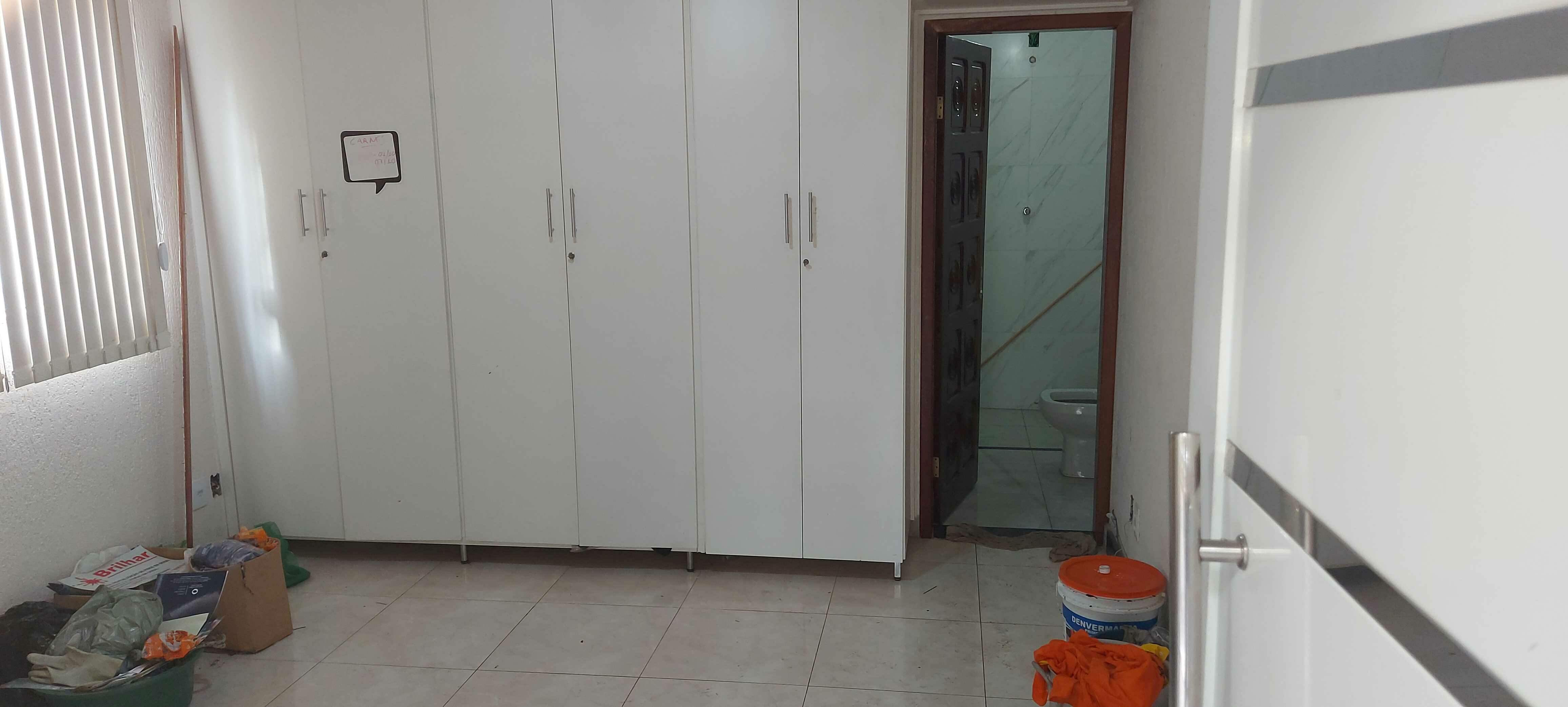 Casa à venda com 6 quartos, 250m² - Foto 15