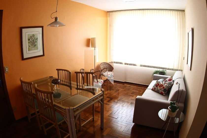 Apartamento à venda com 2 quartos, 75m² - Foto 2