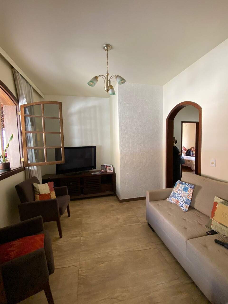 Casa à venda com 3 quartos, 184m² - Foto 4