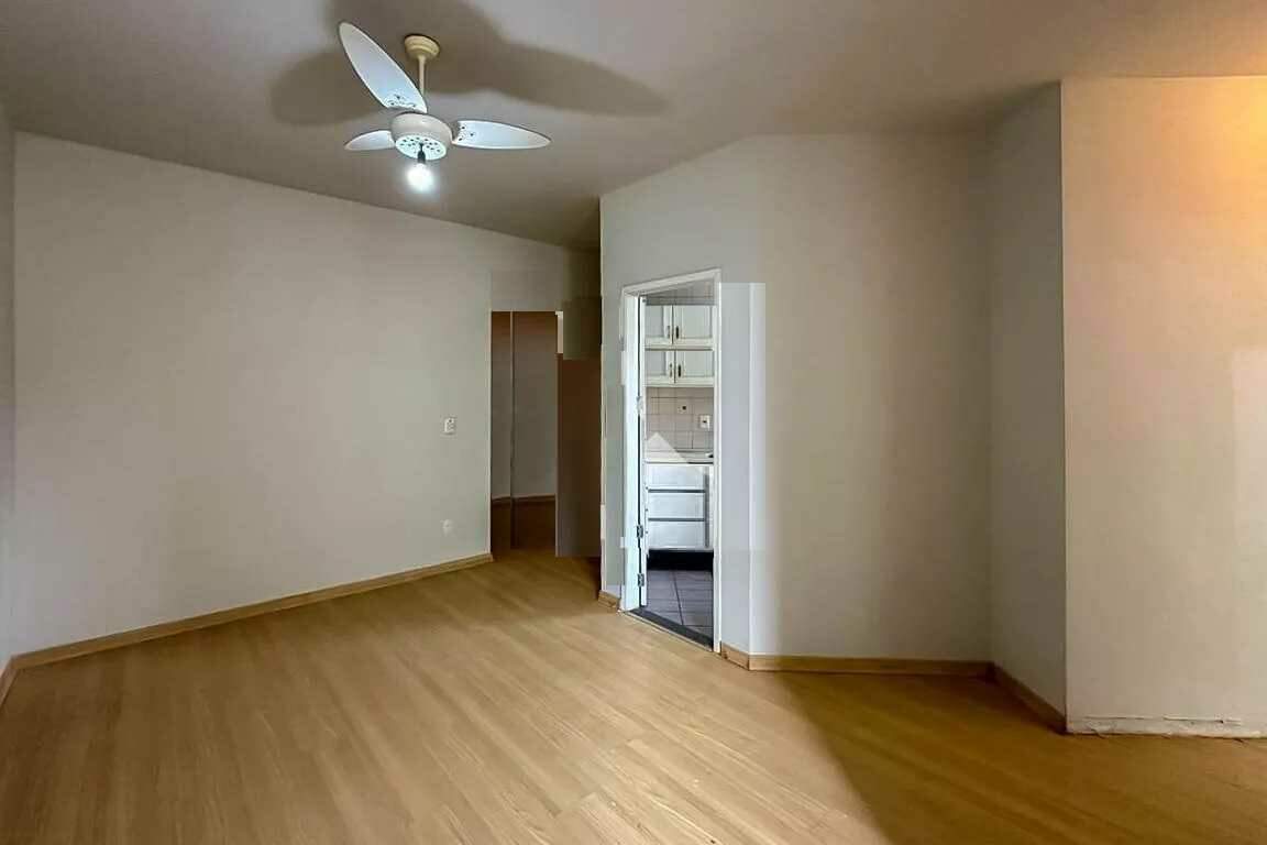 Apartamento à venda com 2 quartos, 55m² - Foto 1