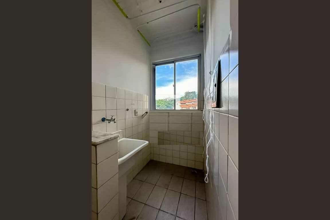 Apartamento à venda com 2 quartos, 55m² - Foto 11