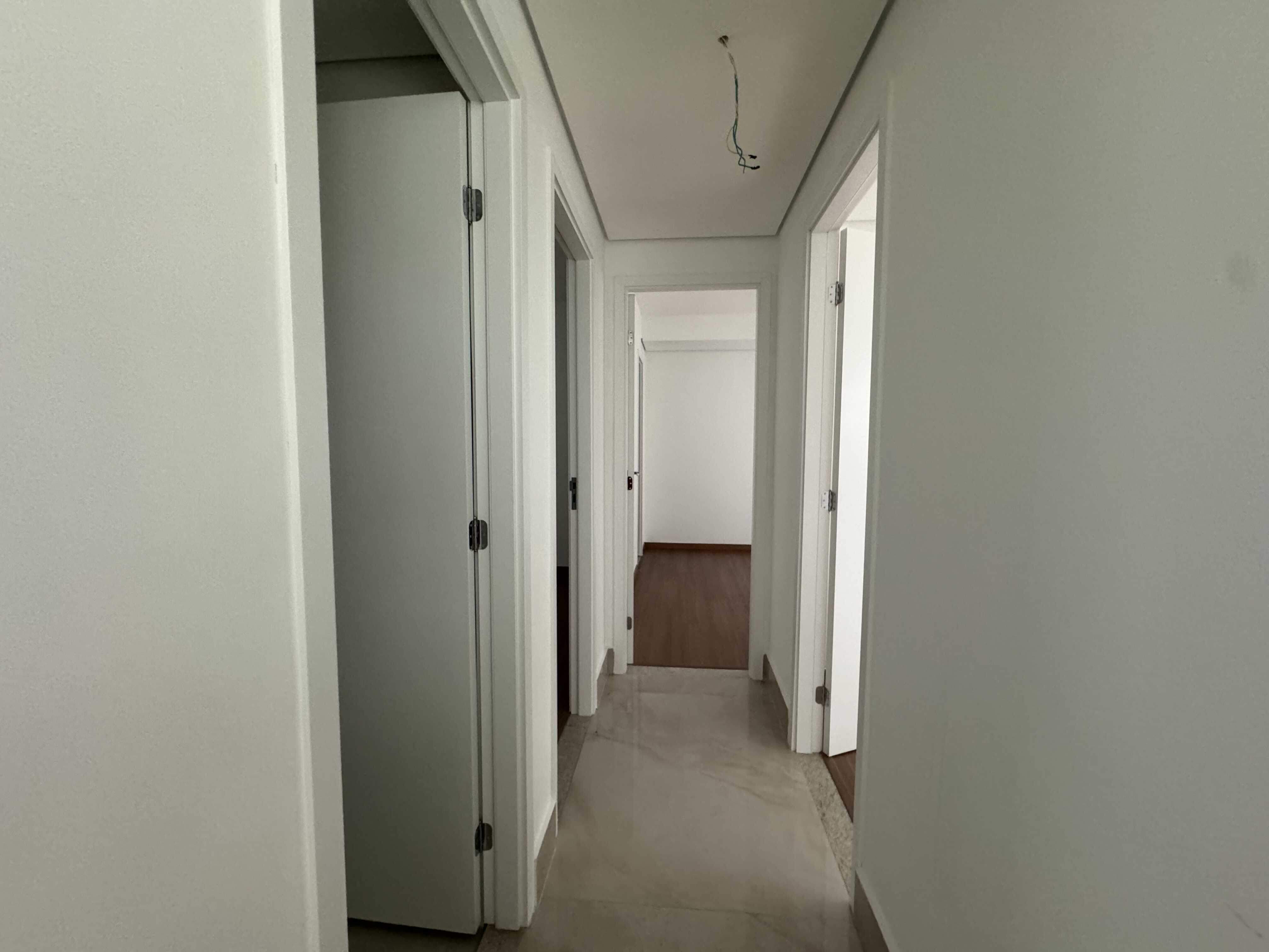 Apartamento para alugar com 3 quartos, 122m² - Foto 11