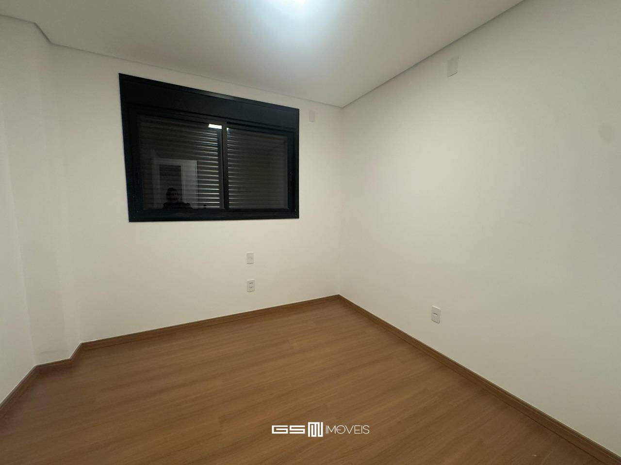 Apartamento para alugar com 3 quartos, 122m² - Foto 8