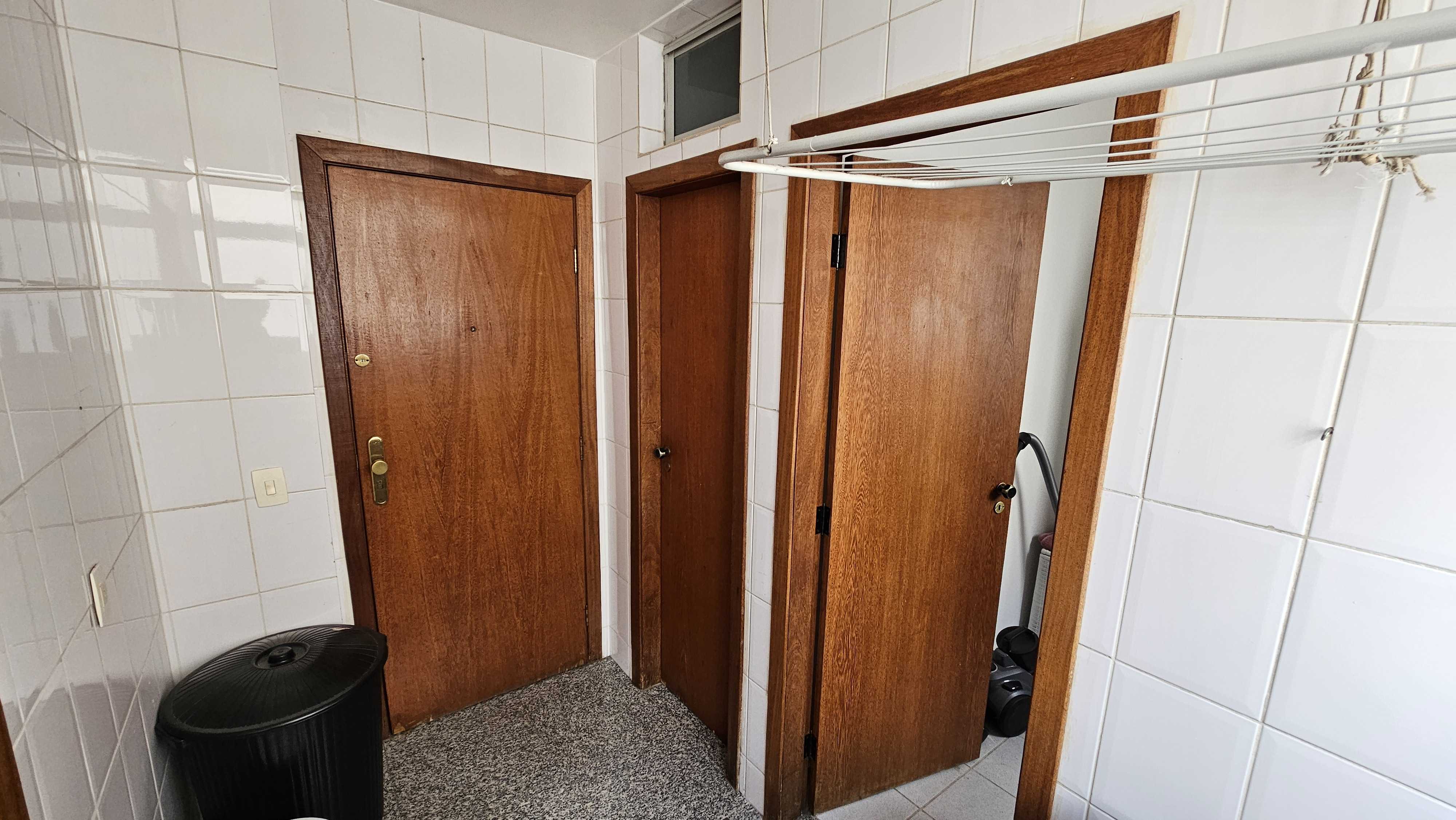 Apartamento à venda com 3 quartos, 194m² - Foto 6