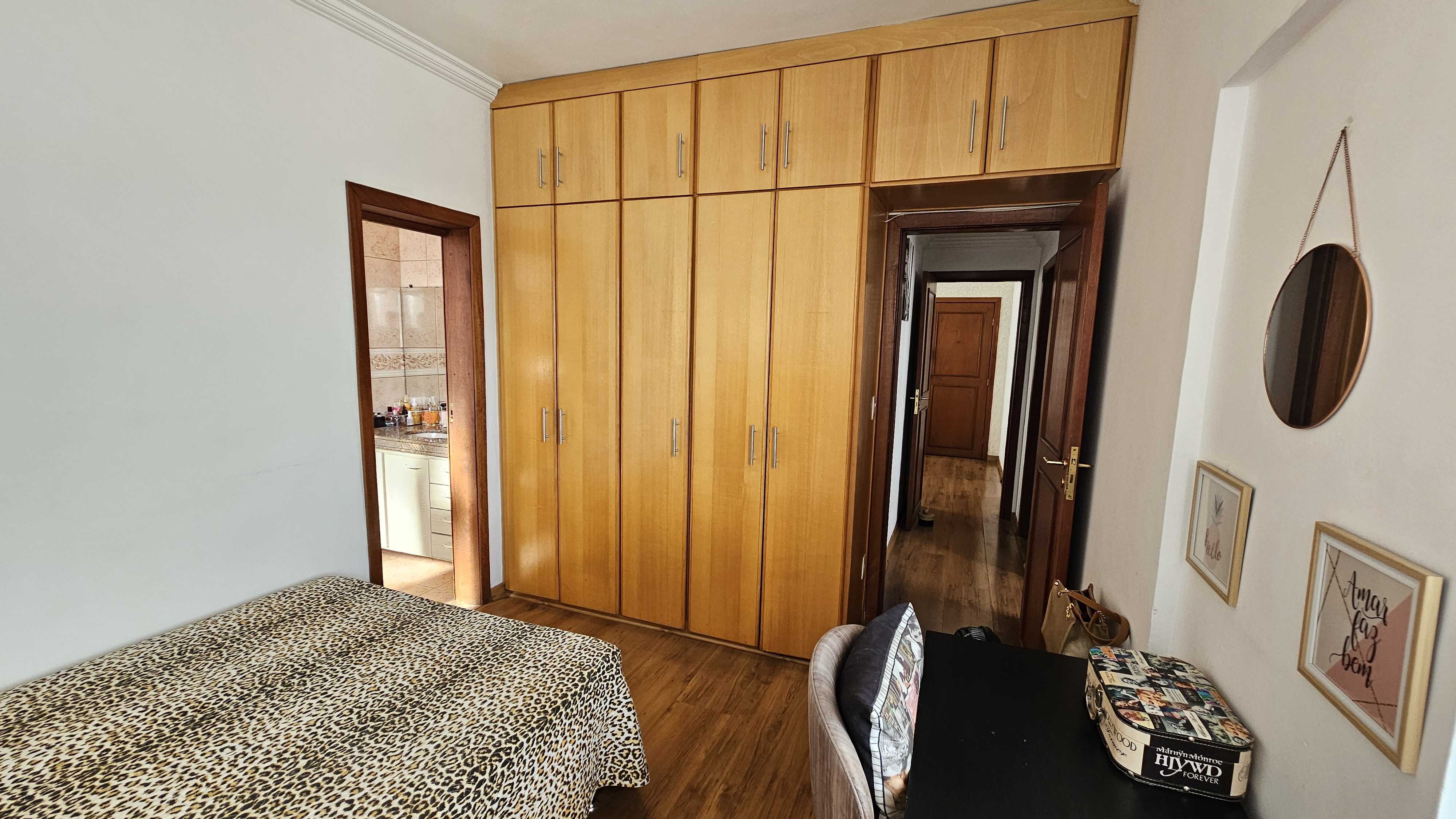 Apartamento à venda com 3 quartos, 194m² - Foto 18