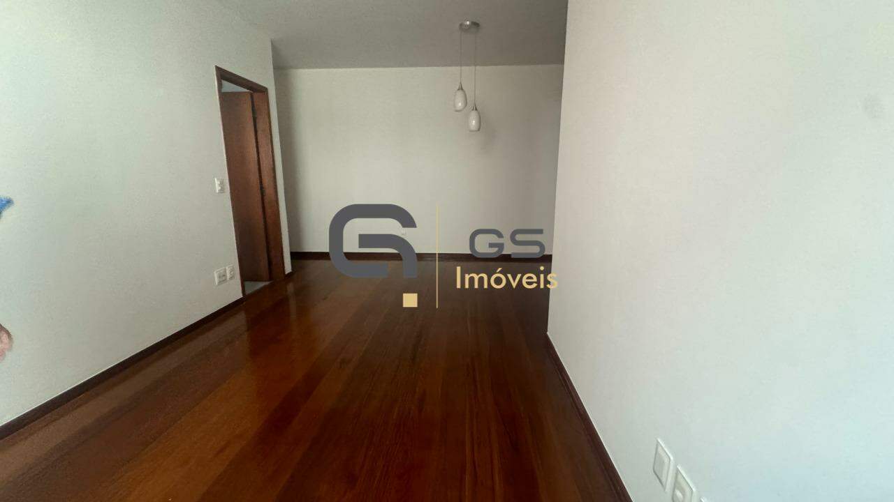 Apartamento para alugar com 2 quartos, 82m² - Foto 2