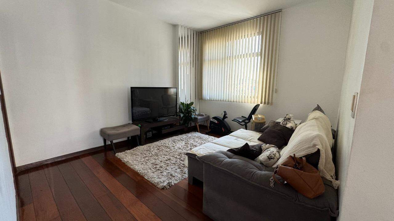 Apartamento à venda com 3 quartos, 133m² - Foto 6