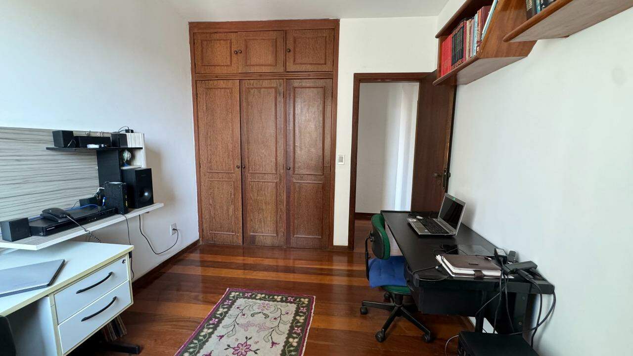 Apartamento à venda com 3 quartos, 133m² - Foto 8