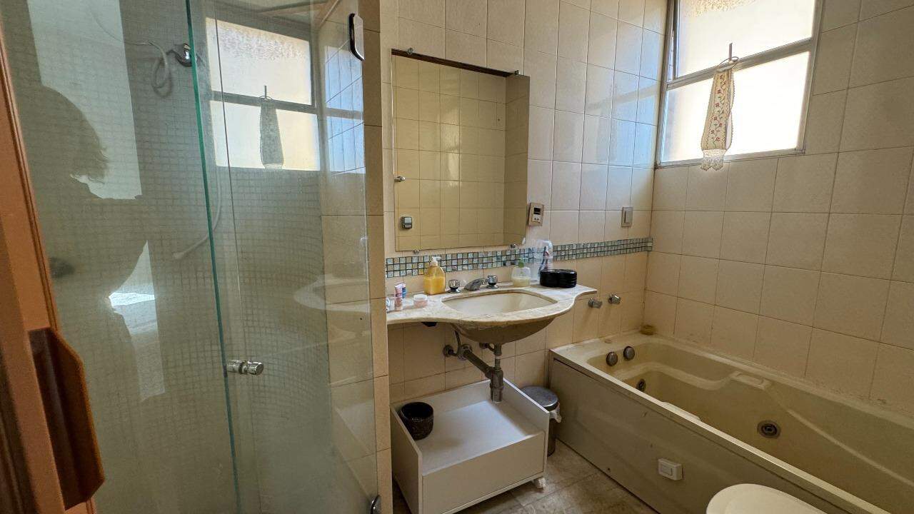 Apartamento à venda com 3 quartos, 133m² - Foto 13