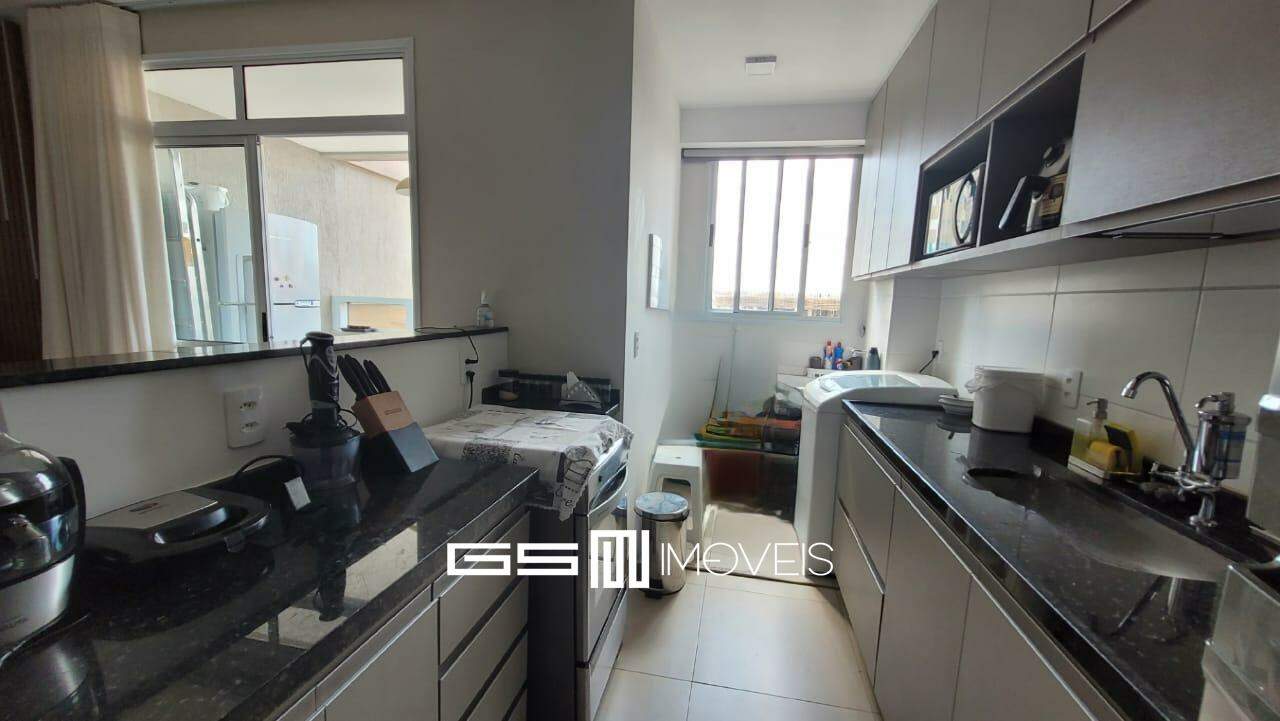 Apartamento à venda com 3 quartos, 75m² - Foto 4