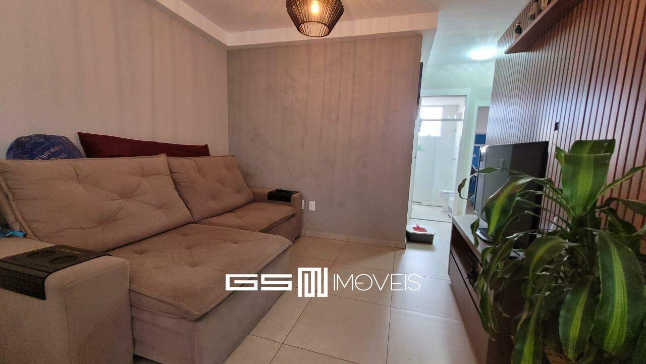 Apartamento à venda com 3 quartos, 75m² - Foto 2