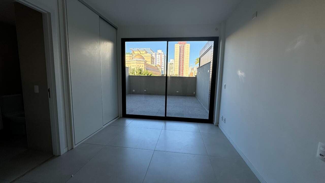 Apartamento à venda com 1 quarto, 69m² - Foto 13