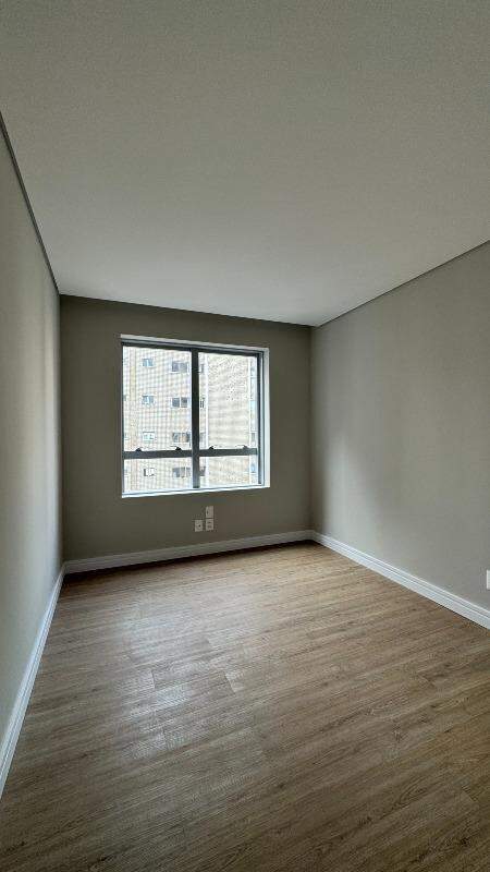 Apartamento à venda com 3 quartos, 92m² - Foto 9