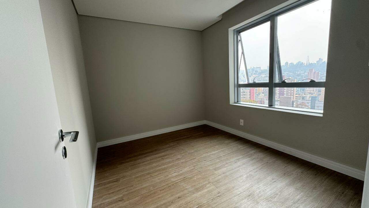 Apartamento à venda com 3 quartos, 92m² - Foto 11