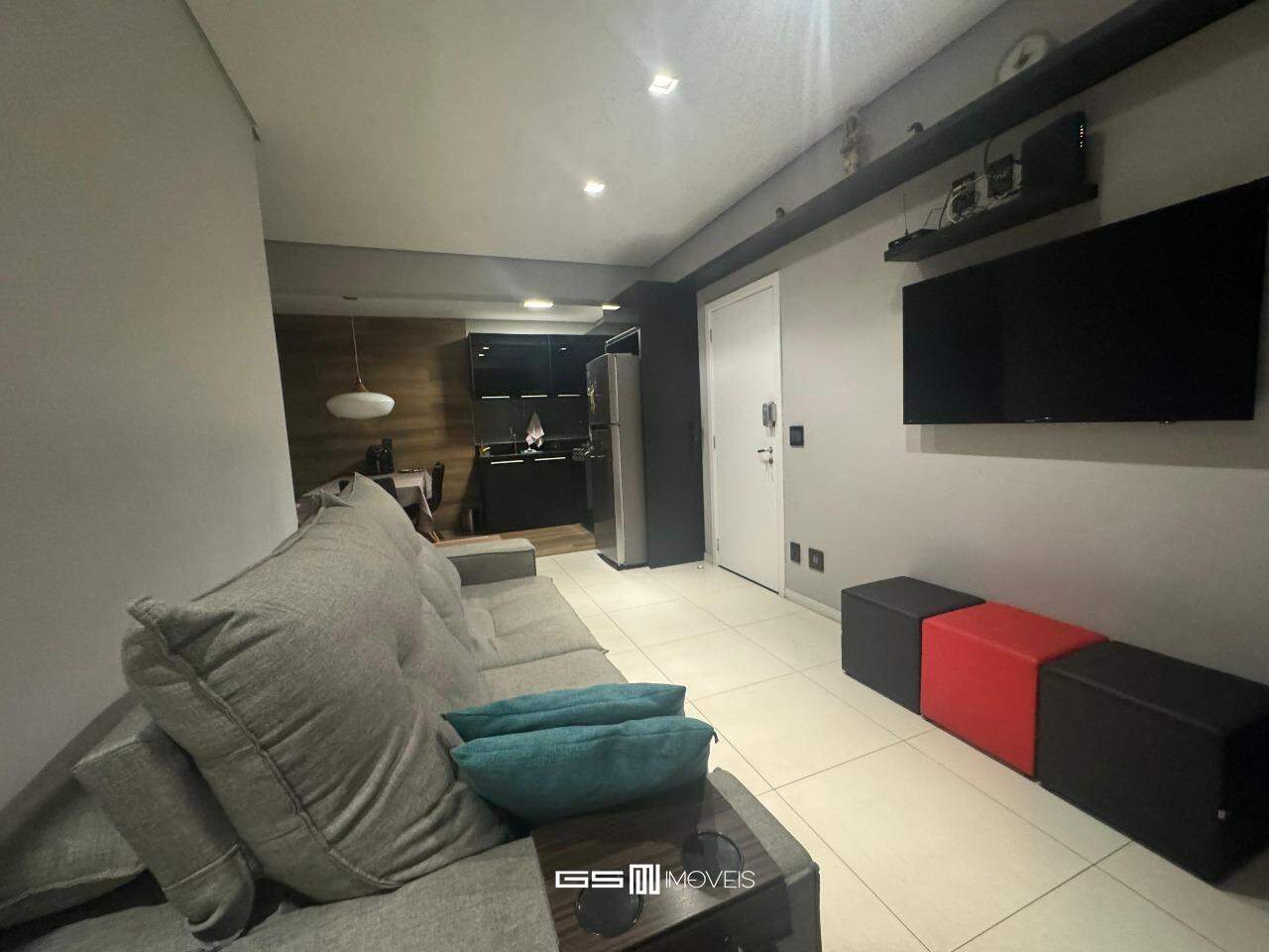 Apartamento para alugar com 2 quartos, 70m² - Foto 2