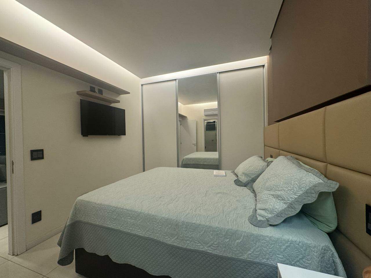 Apartamento para alugar com 2 quartos, 70m² - Foto 10