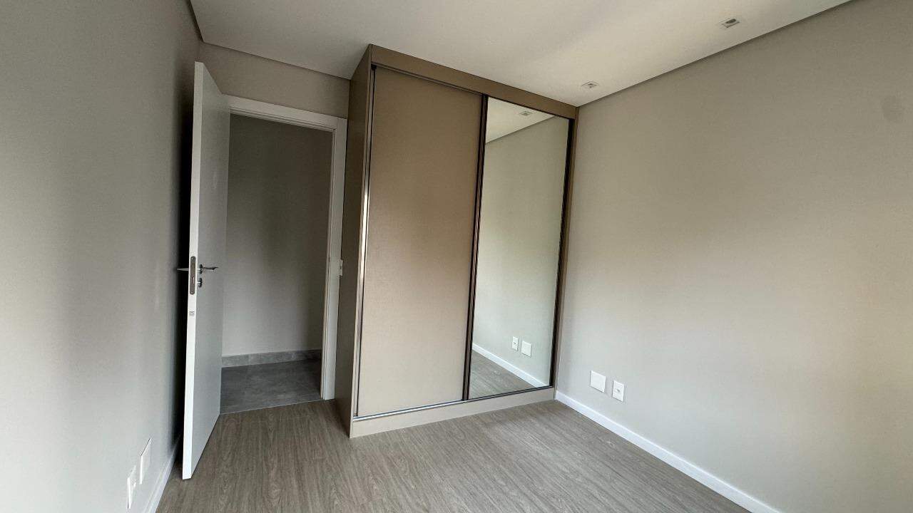 Apartamento à venda com 2 quartos, 62m² - Foto 12