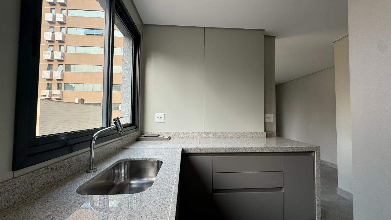 Apartamento à venda com 2 quartos, 62m² - Foto 6