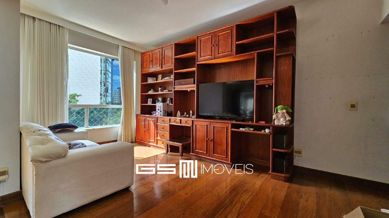 Apartamento à venda com 4 quartos, 263m² - Foto 8