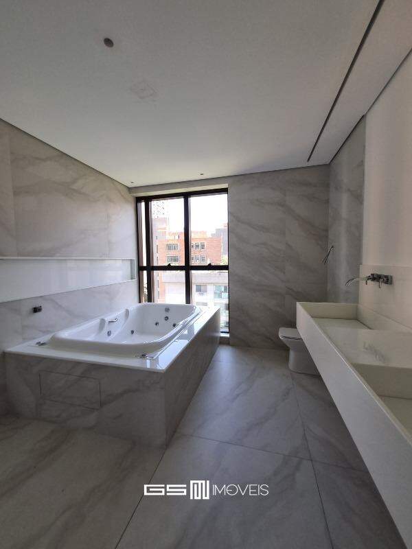 Cobertura à venda com 3 quartos, 220m² - Foto 23