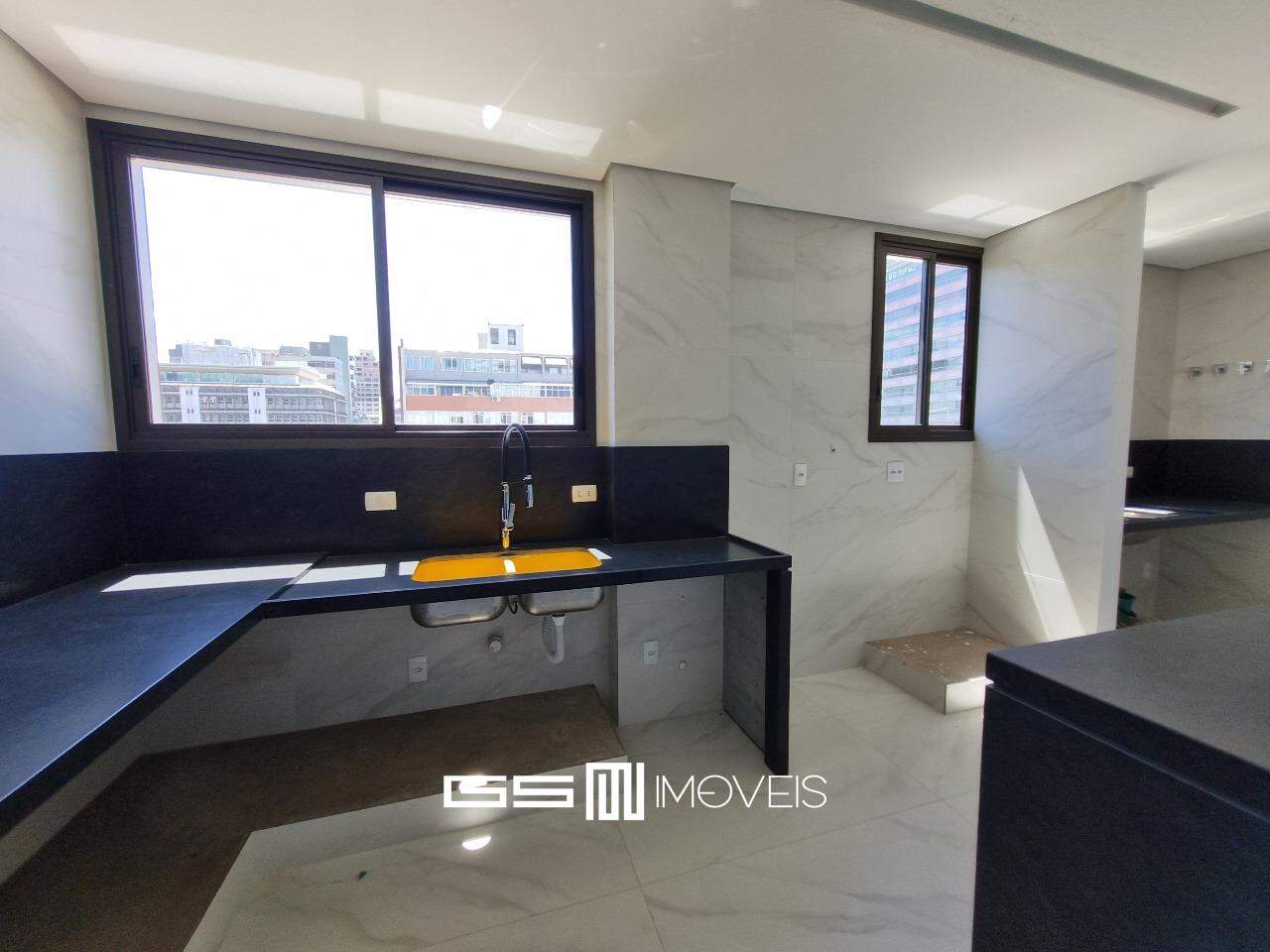 Cobertura à venda com 3 quartos, 220m² - Foto 10