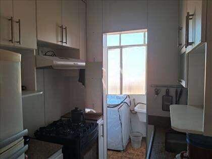 Apartamento à venda com 2 quartos, 70m² - Foto 12