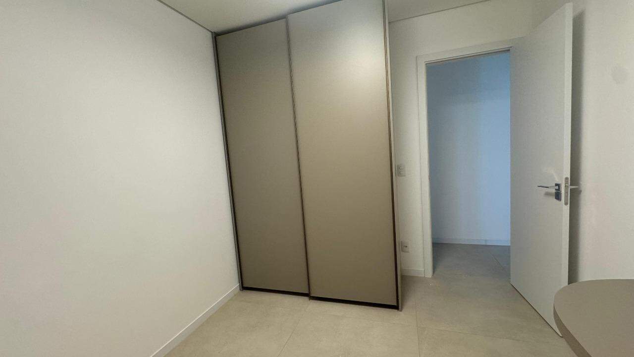 Apartamento para alugar com 2 quartos, 60m² - Foto 15