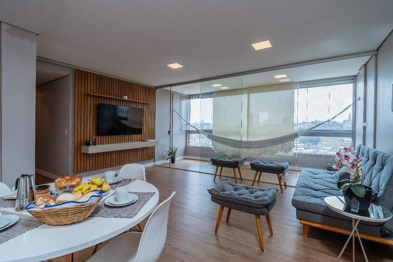 Apartamento para alugar com 3 quartos, 92m² - Foto 1