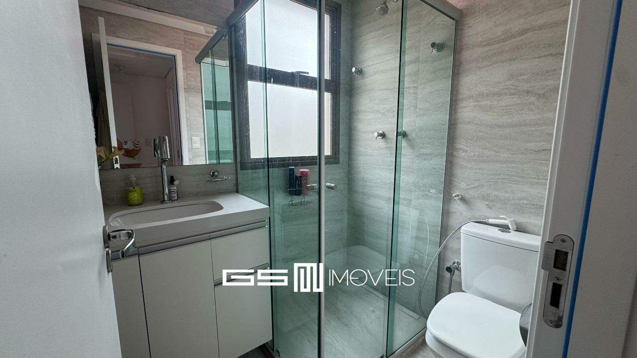 Apartamento para alugar com 3 quartos, 95m² - Foto 10