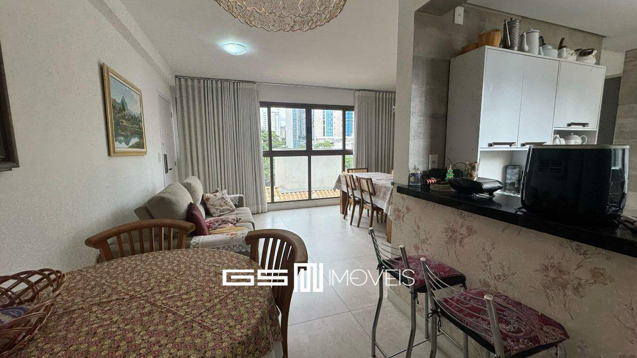 Apartamento para alugar com 3 quartos, 95m² - Foto 5