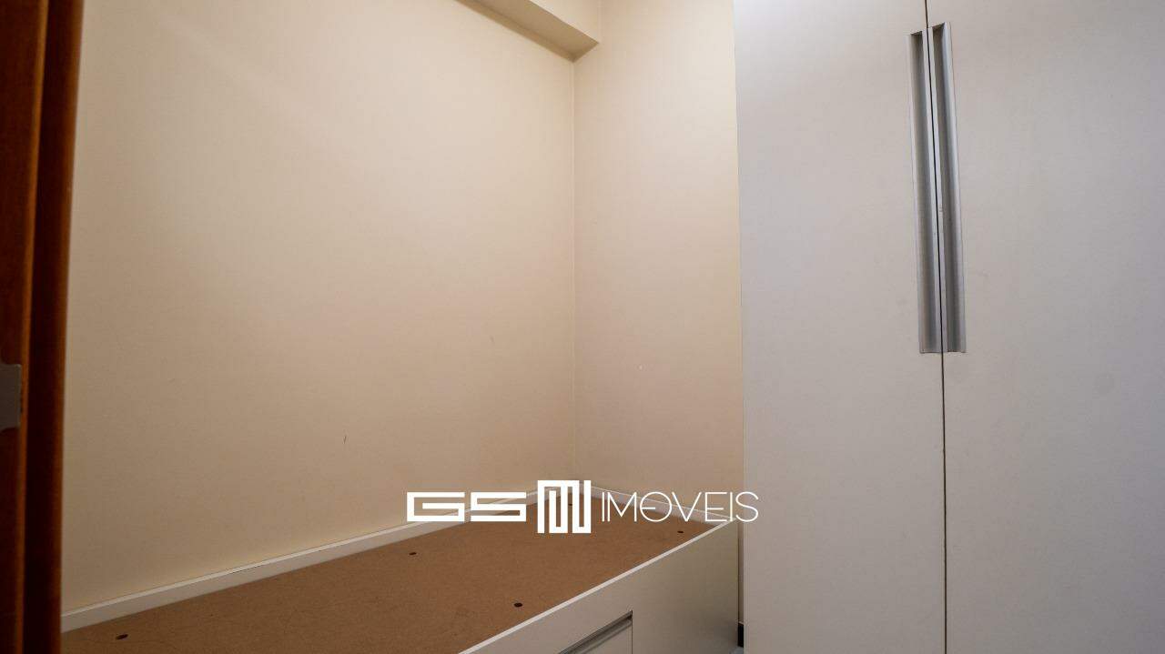 Apartamento para alugar com 3 quartos, 117m² - Foto 18