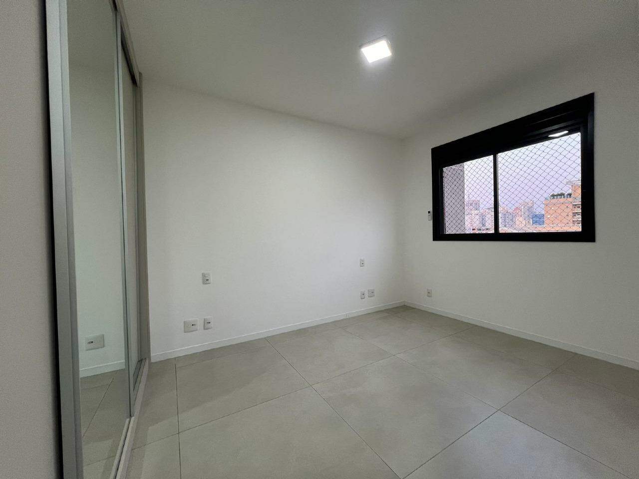 Apartamento para alugar com 2 quartos, 60m² - Foto 8