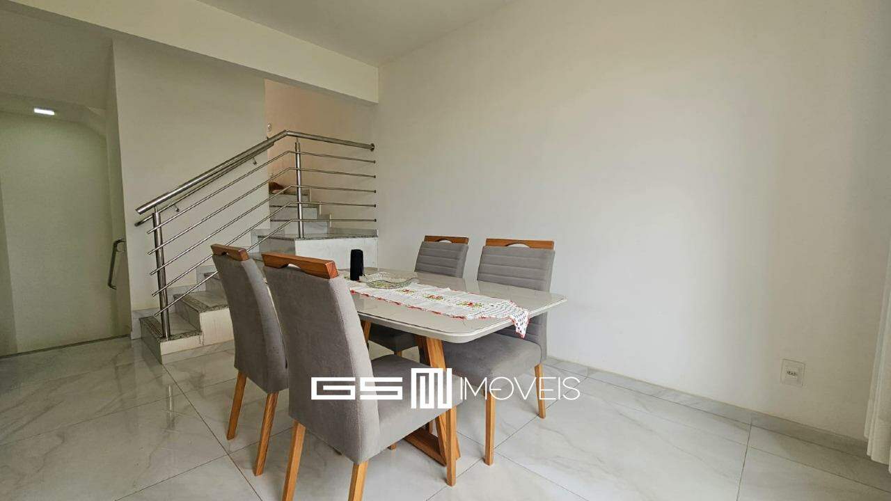 Casa à venda com 3 quartos, 180m² - Foto 8