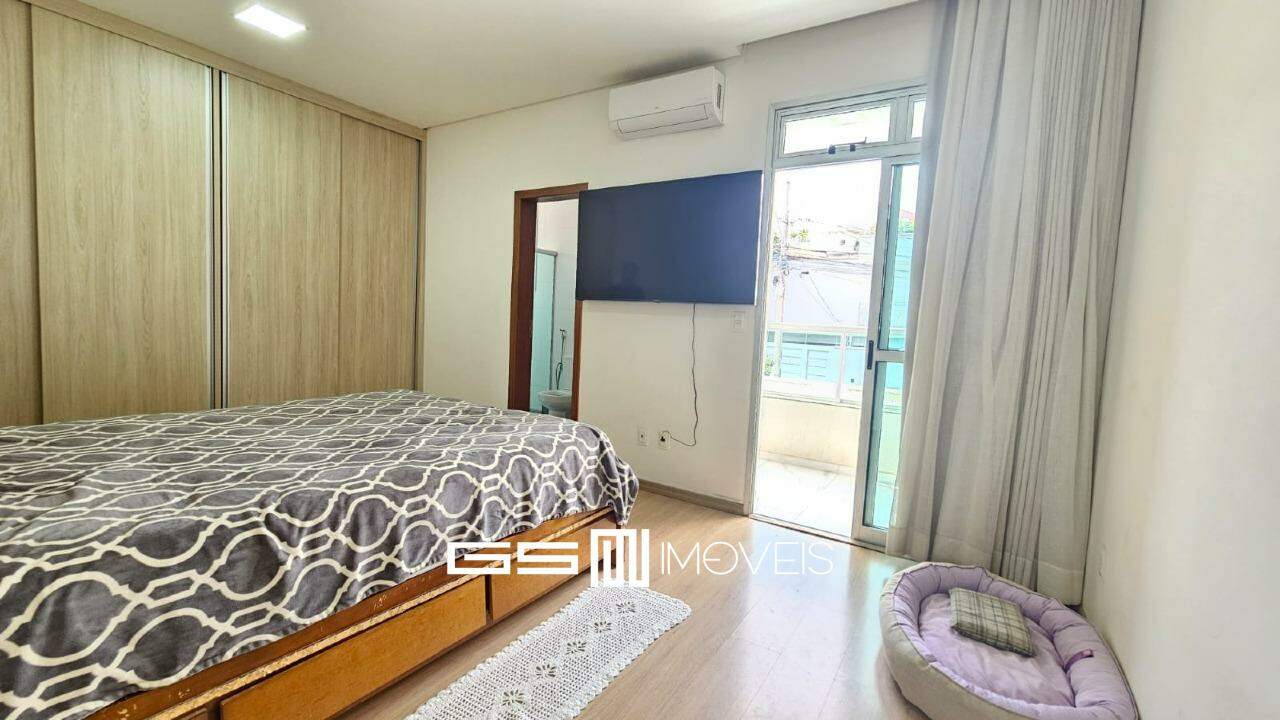 Casa à venda com 3 quartos, 180m² - Foto 12