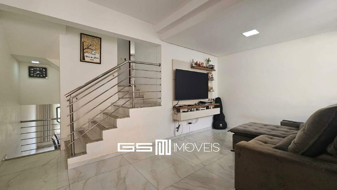Casa à venda com 3 quartos, 180m² - Foto 23