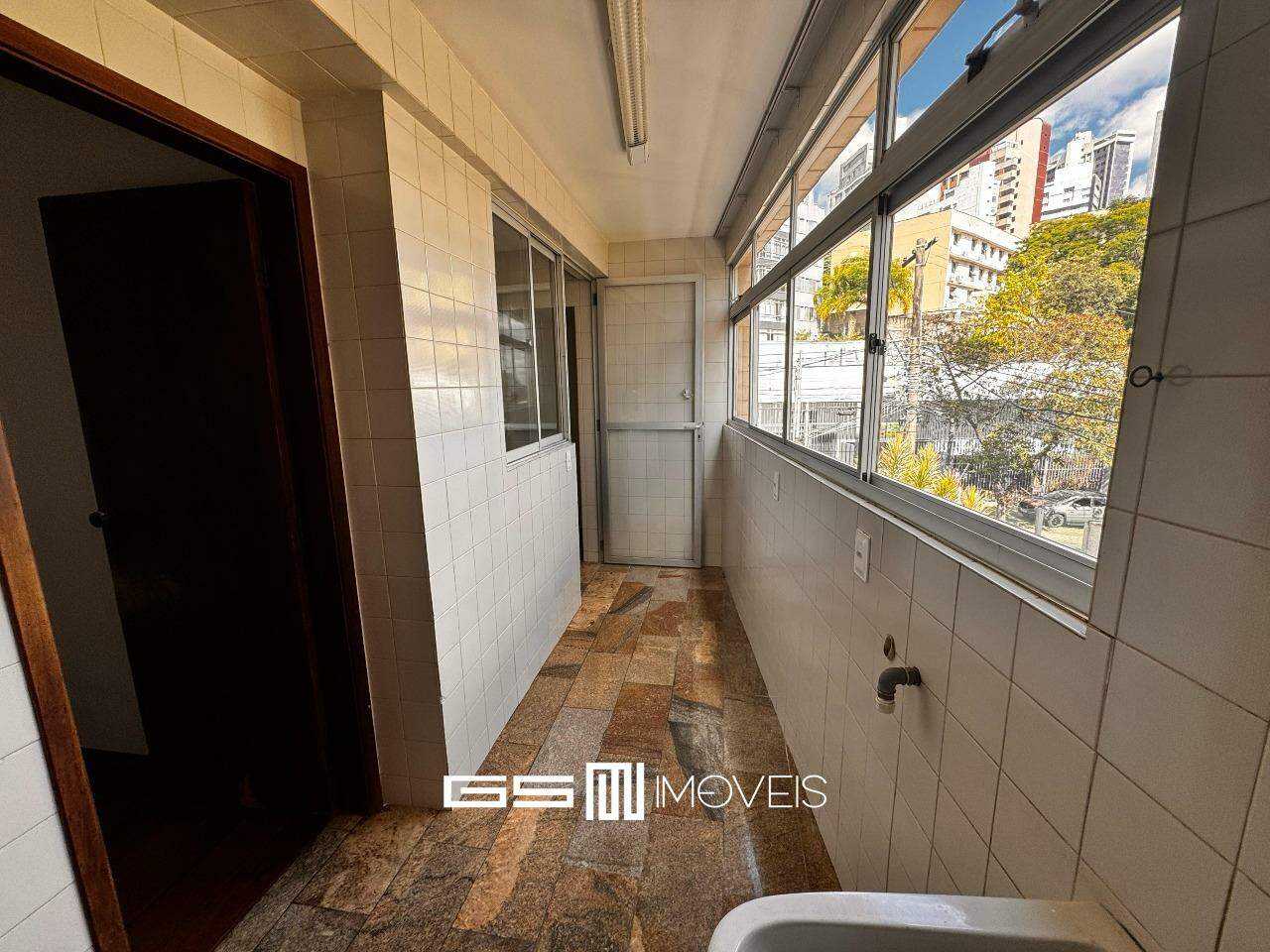 Apartamento para alugar com 3 quartos, 110m² - Foto 21