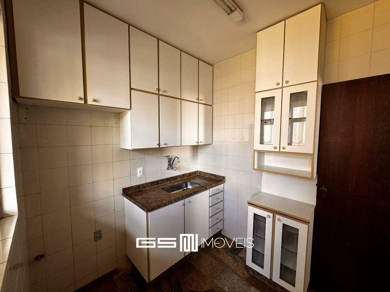 Apartamento para alugar com 3 quartos, 110m² - Foto 22