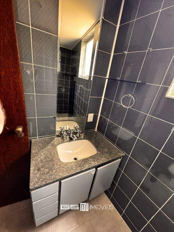 Apartamento para alugar com 3 quartos, 110m² - Foto 14