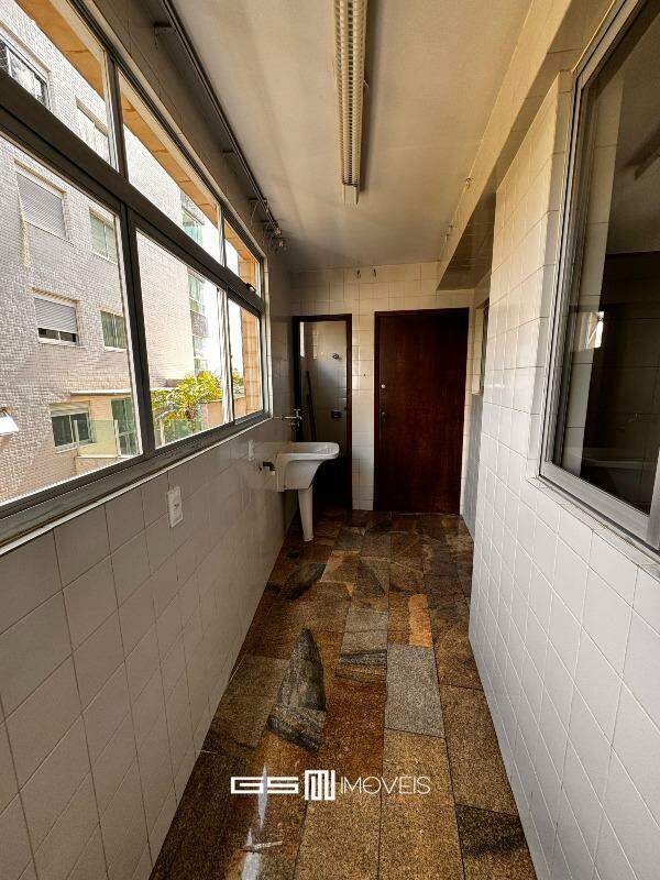 Apartamento para alugar com 3 quartos, 110m² - Foto 25