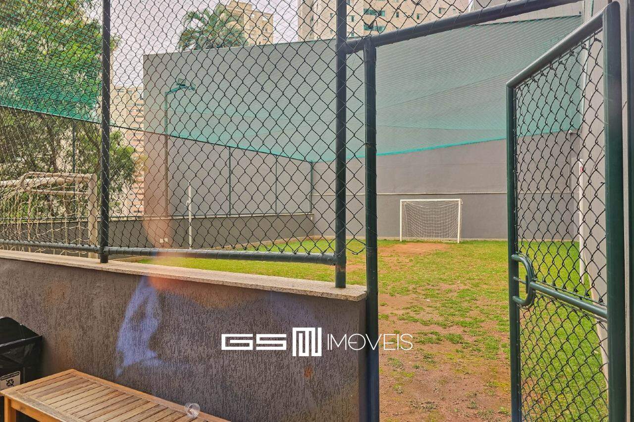 Apartamento para alugar com 3 quartos, 260m² - Foto 3