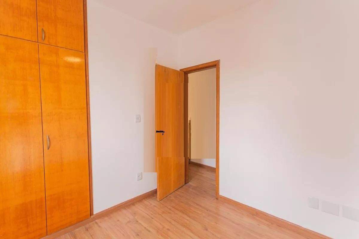 Apartamento para alugar com 3 quartos, 105m² - Foto 15