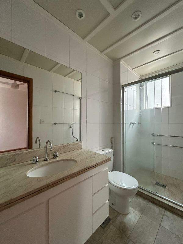 Apartamento para alugar com 3 quartos, 105m² - Foto 19