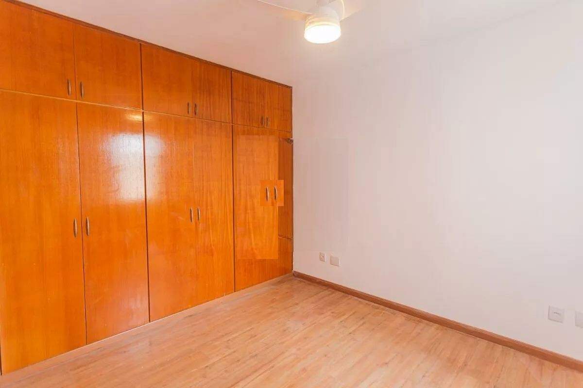 Apartamento para alugar com 3 quartos, 105m² - Foto 8