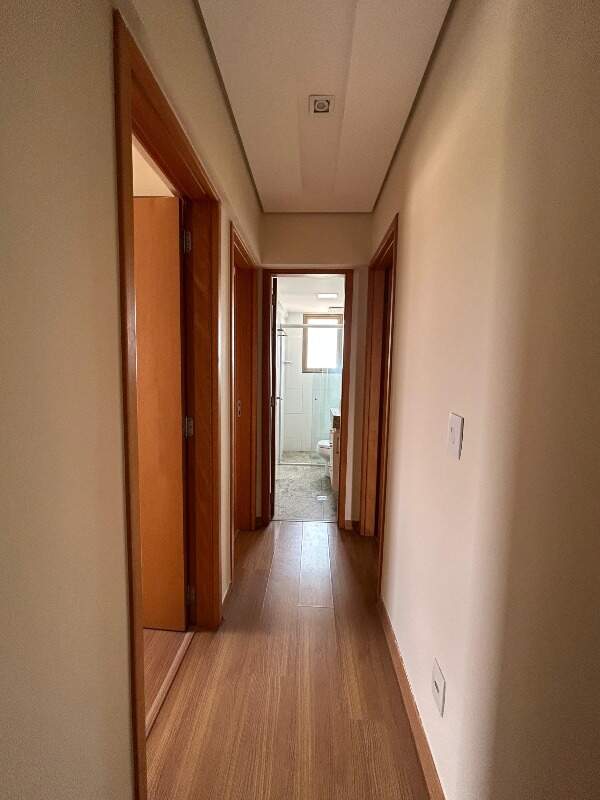 Apartamento para alugar com 3 quartos, 117m² - Foto 4