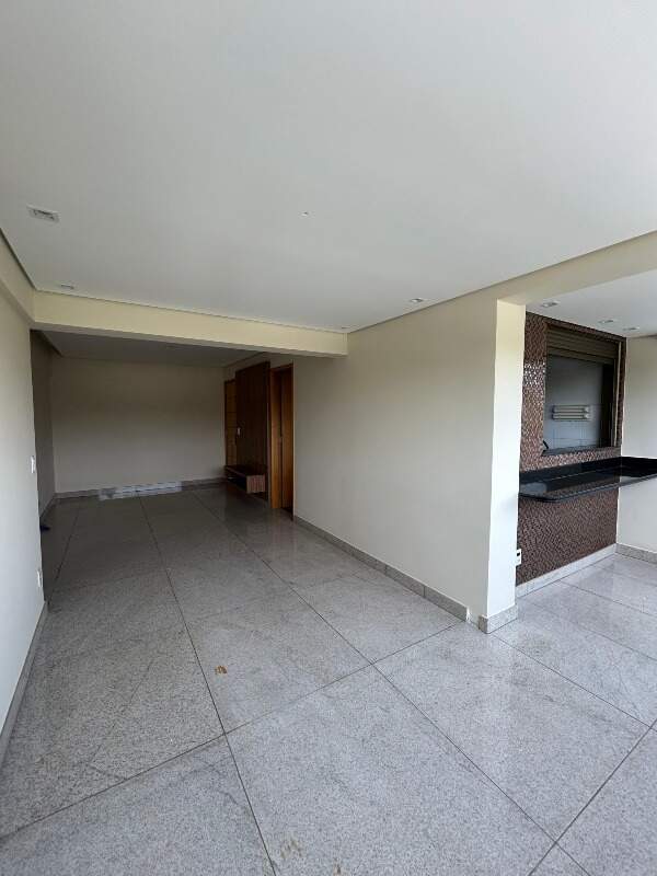 Apartamento para alugar com 3 quartos, 117m² - Foto 3