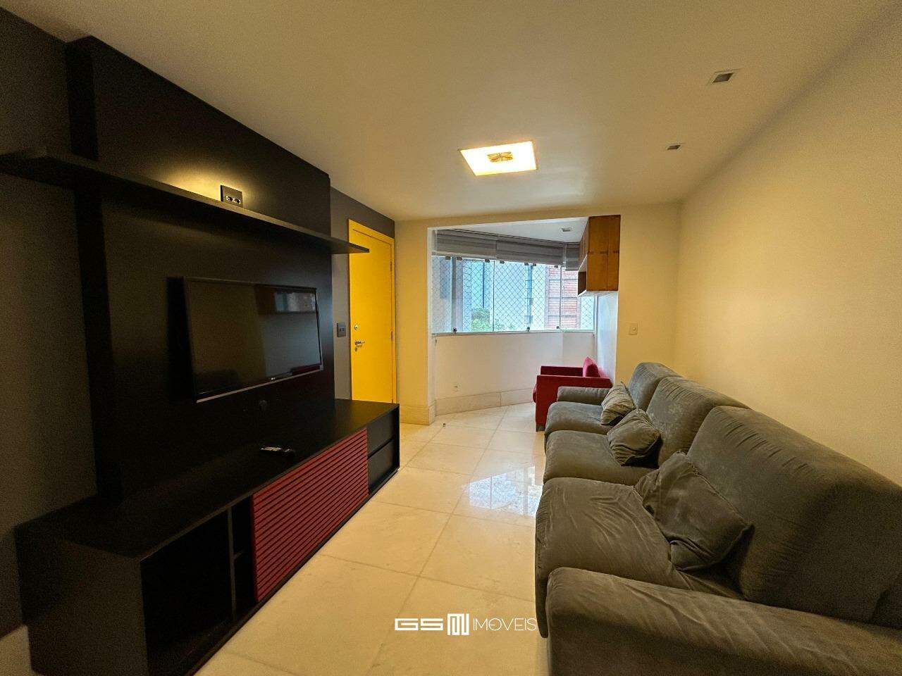 Apartamento para alugar com 3 quartos, 88m² - Foto 2