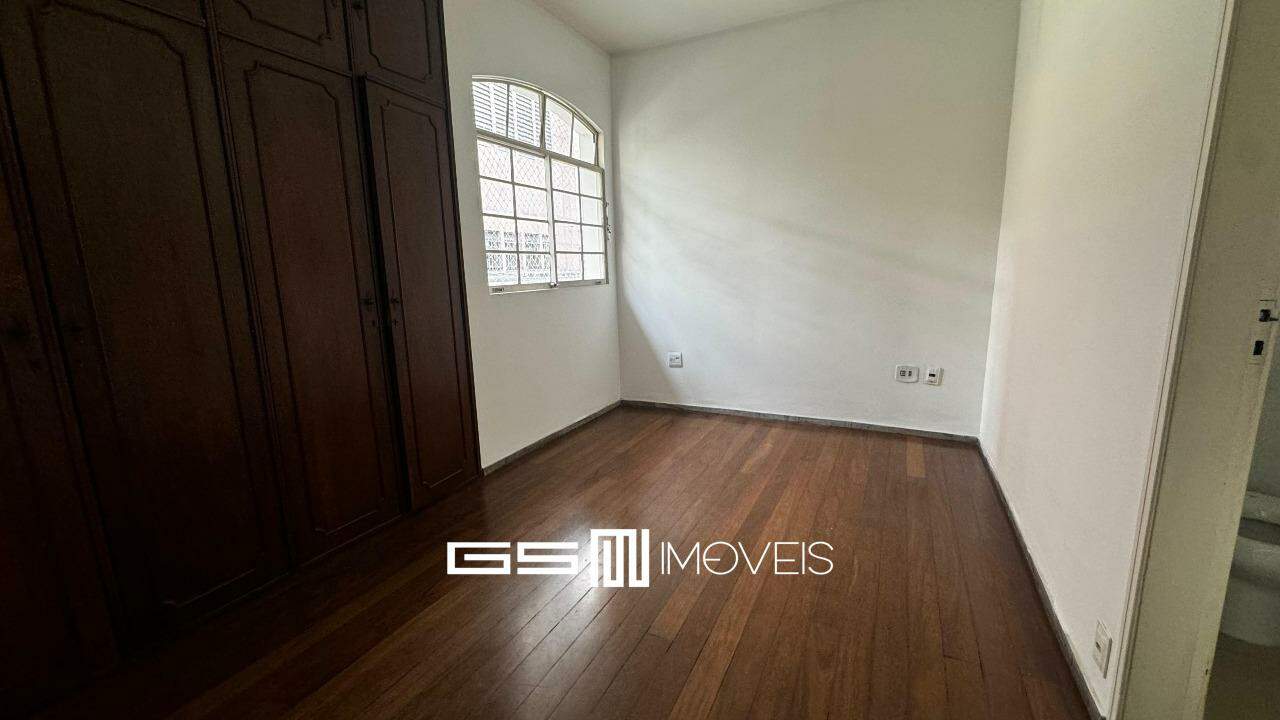 Apartamento para alugar com 4 quartos, 180m² - Foto 8