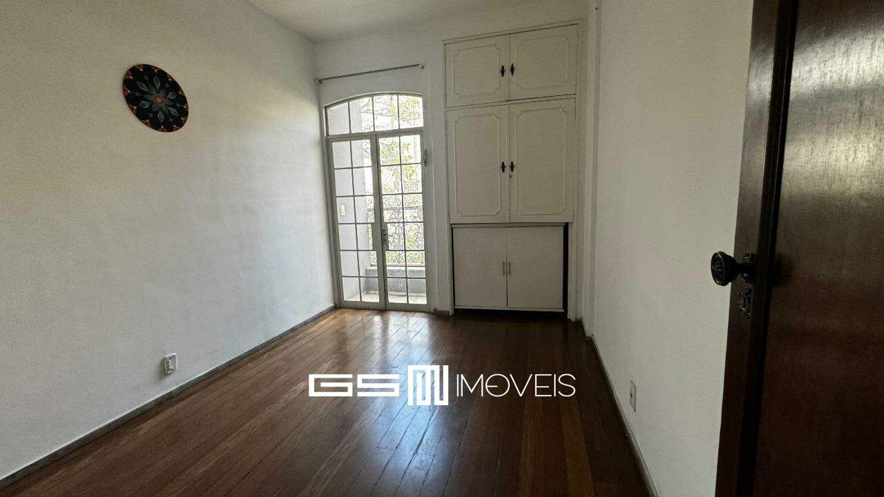 Apartamento para alugar com 4 quartos, 180m² - Foto 12