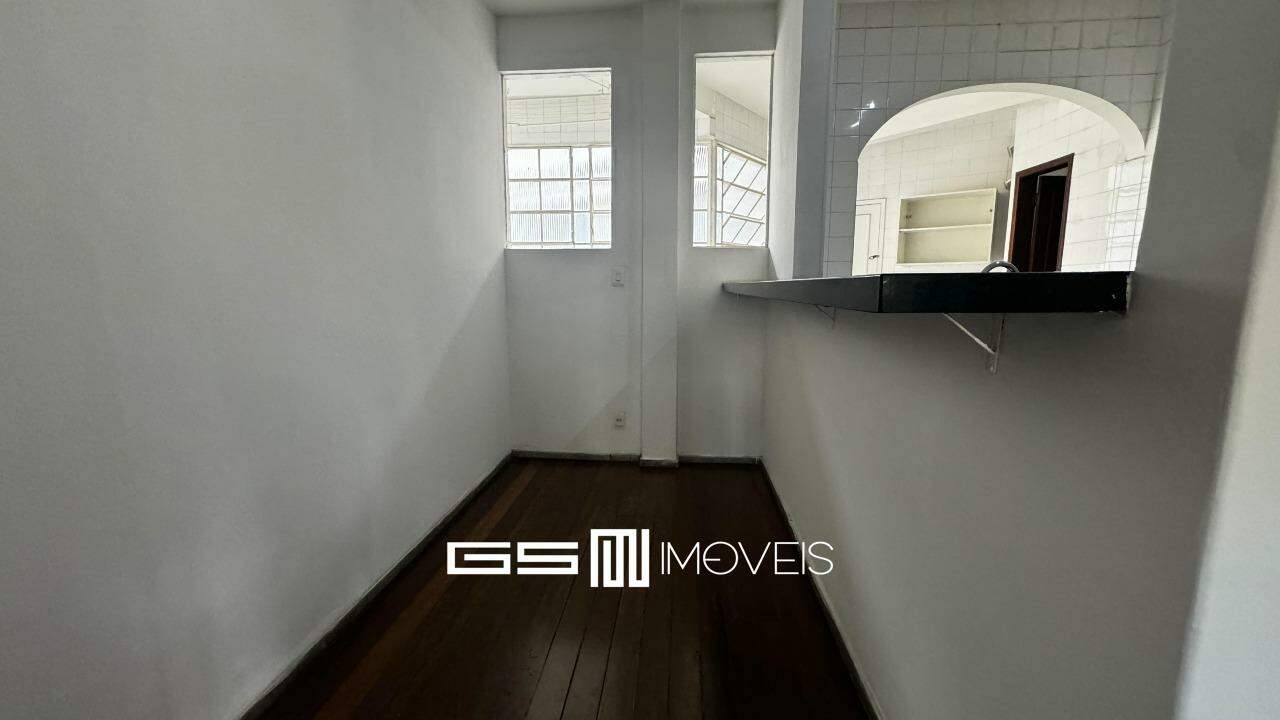 Apartamento para alugar com 4 quartos, 180m² - Foto 13